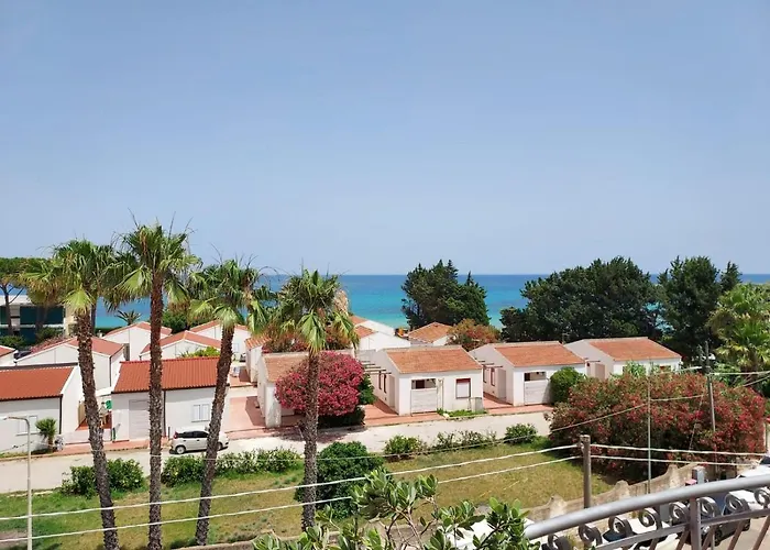 Arenella Beach Rooms