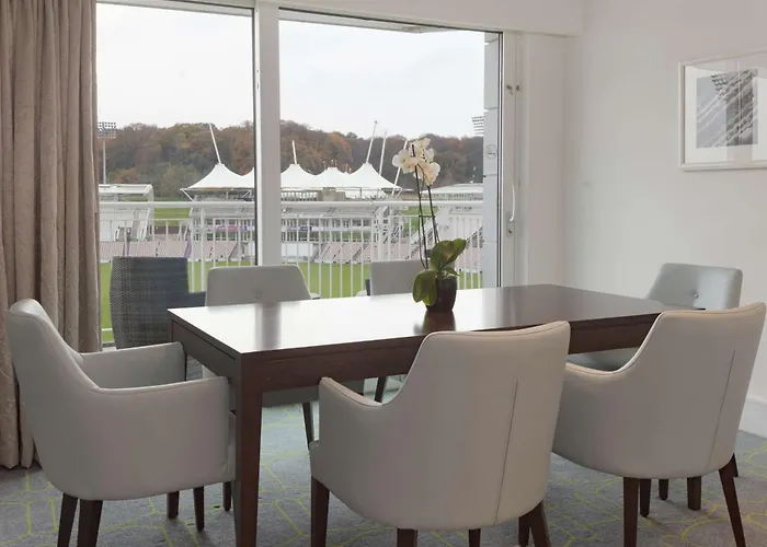 Hilton Southampton - Utilita Bowl Hotel Hedge End