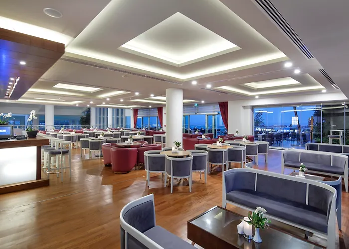 Hotels mit Whirlpool in Kusadası