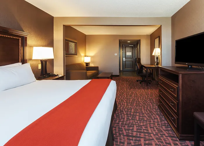 Holiday Inn Express Hotel & Suites Cheyenne By Ihg