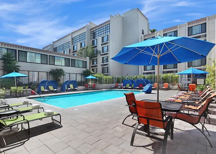 Holiday Inn Hotel & Suites Anaheim By Ihg