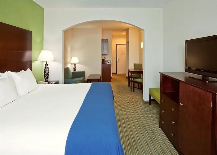 Holiday Inn Express & Suites Graham By Ihg