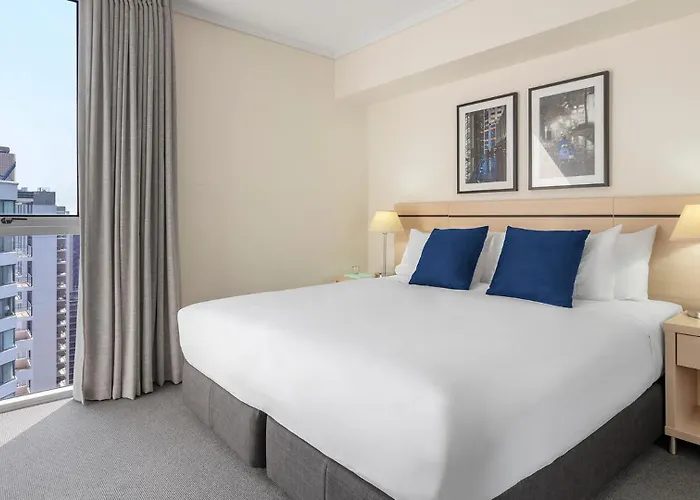 Oaks Brisbane Festival Suites