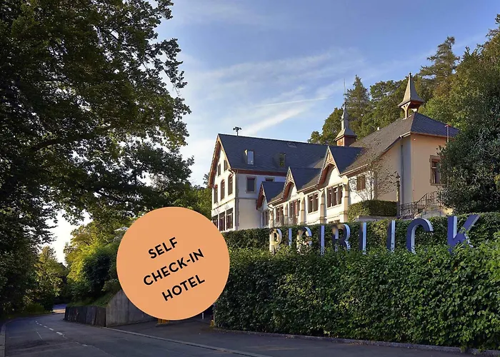 Studios & Spa Suites Rigiblick
