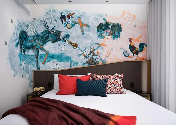 Qt Wellington Hotel