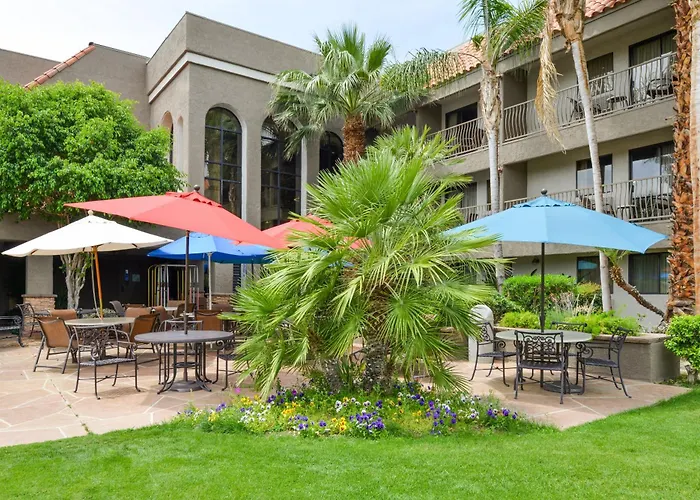 Holiday Inn Express Palm Desert By Ihg