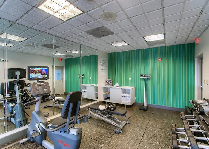 Holiday Inn Express & Suites Tempe By Ihg