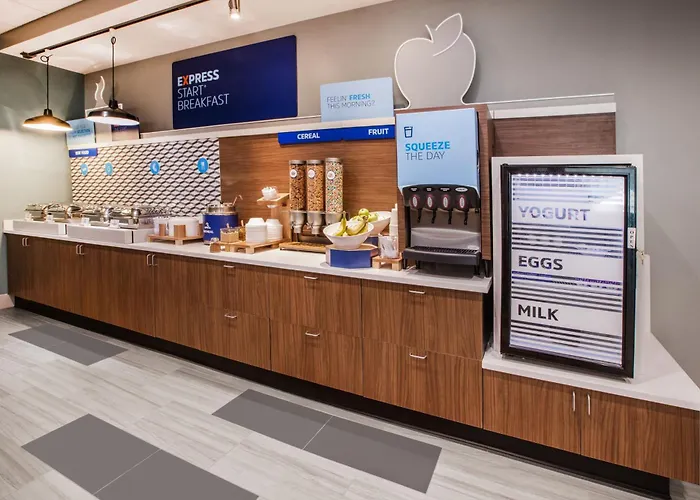 Holiday Inn Express Rochester-Victor By Ihg