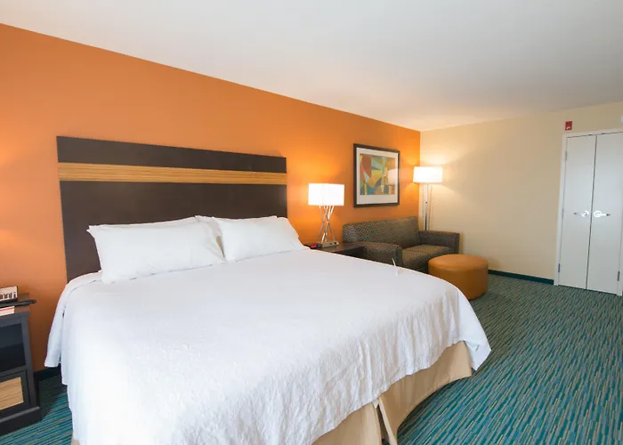 Holiday Inn Bismarck By Ihg