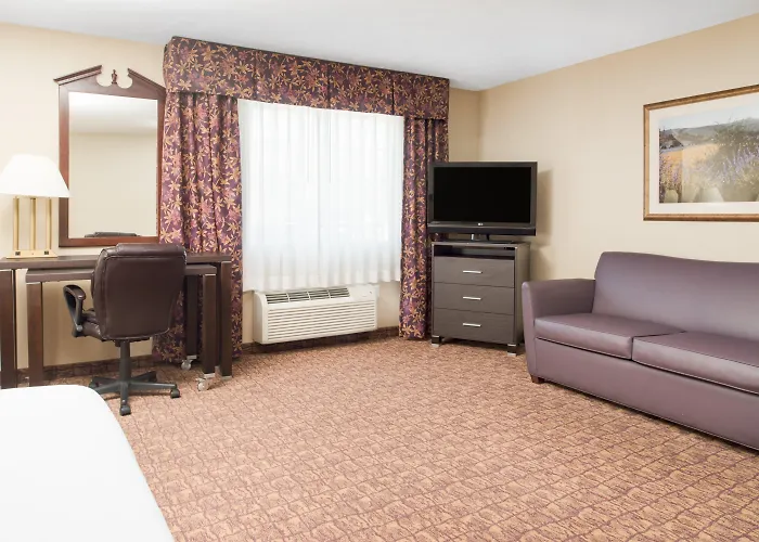 Holiday Inn Express Wenatchee By Ihg