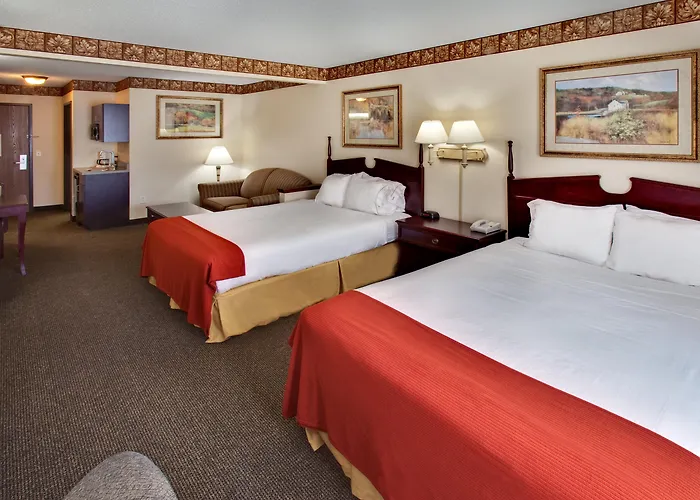 Best Western Watertown Inn & Suites