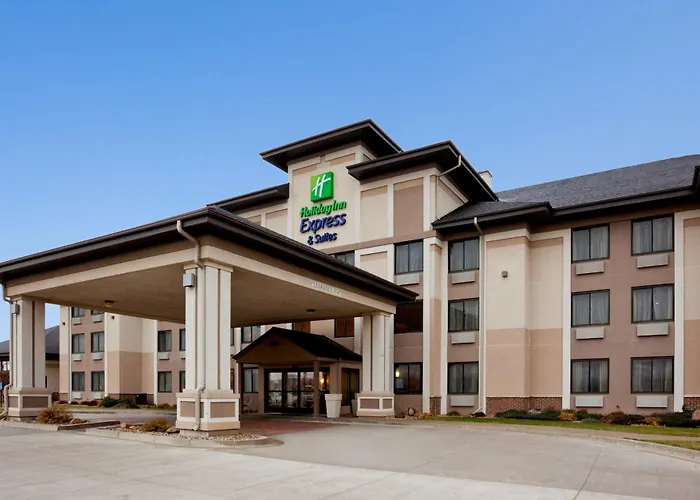 Holiday Inn Express & Suites - Worthington By Ihg