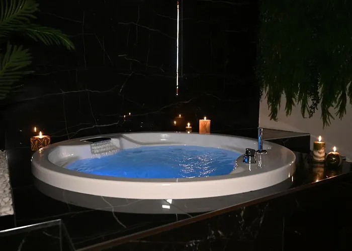 Palace Eight - Suites & Spa