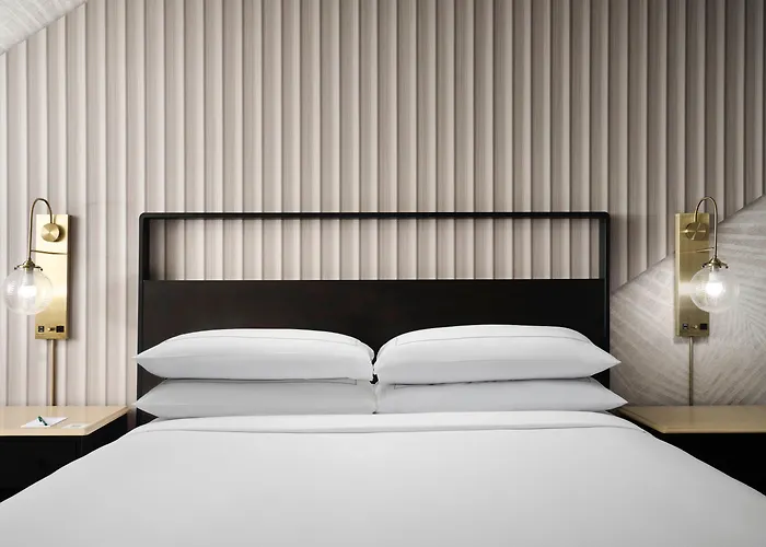 Hotel Fera Anaheim, A Doubletree By Hilton Hotel