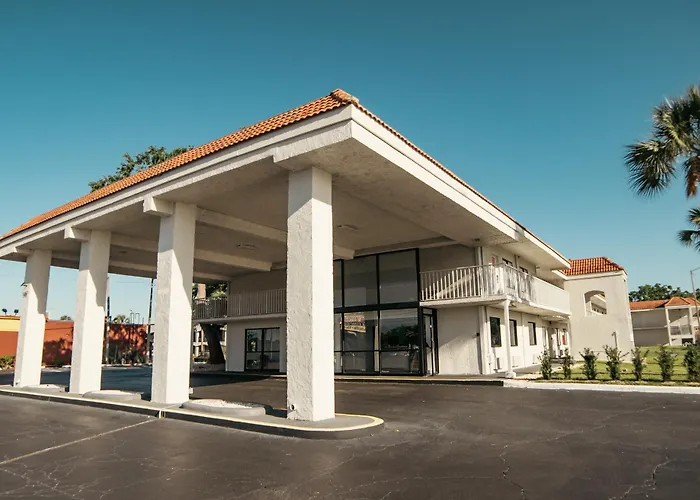 Travelodge By Wyndham Orlando Lake Buena Vista South
