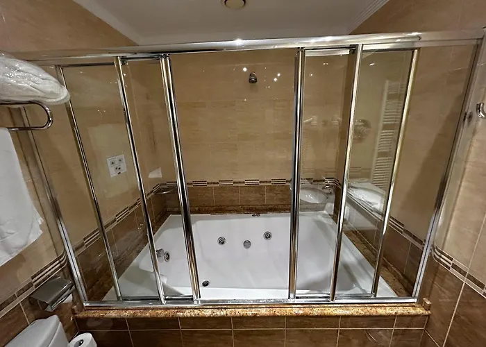 Zouk Hotel (Adults Only) Alcala de Henares