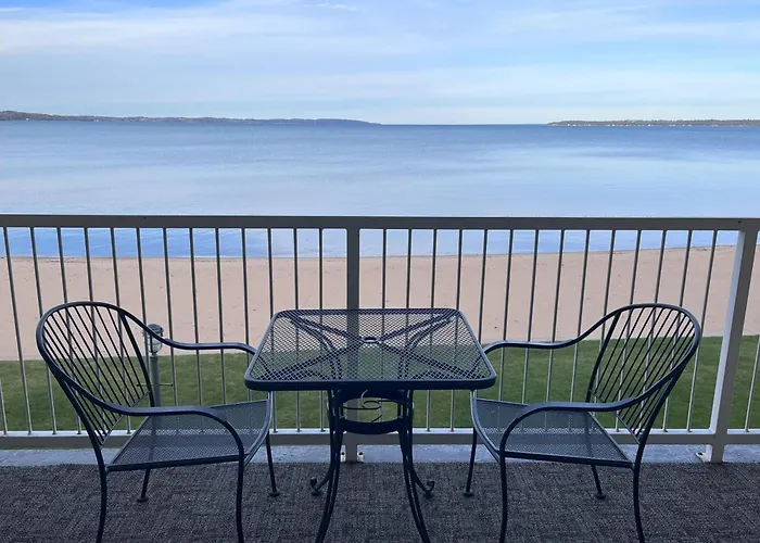 Pinestead Reef Resort