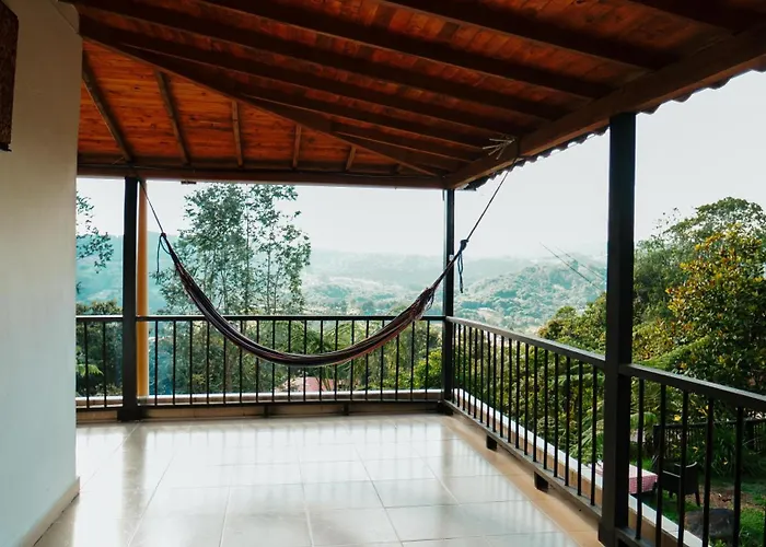 Hotel Oru Campestre Santa Elena 