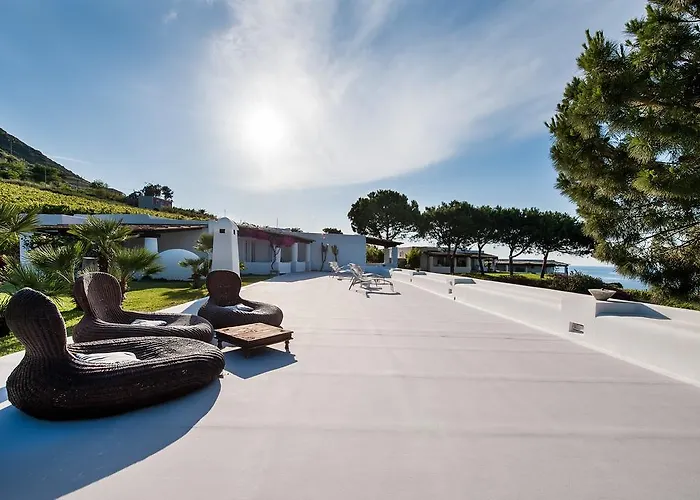 Capofaro Resort Malfa 