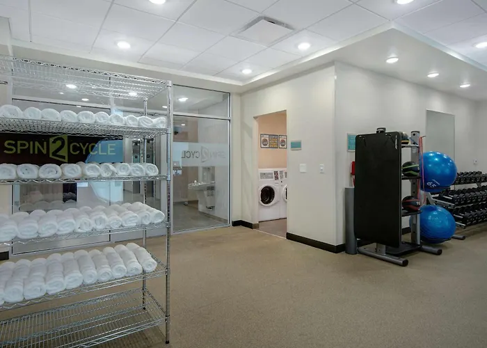 Home2 Suites By Hilton Grand Rapids Airport