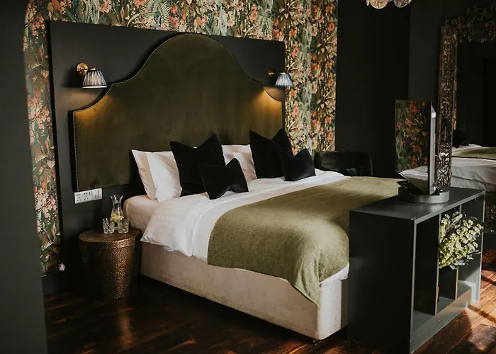 The Croft Hotel