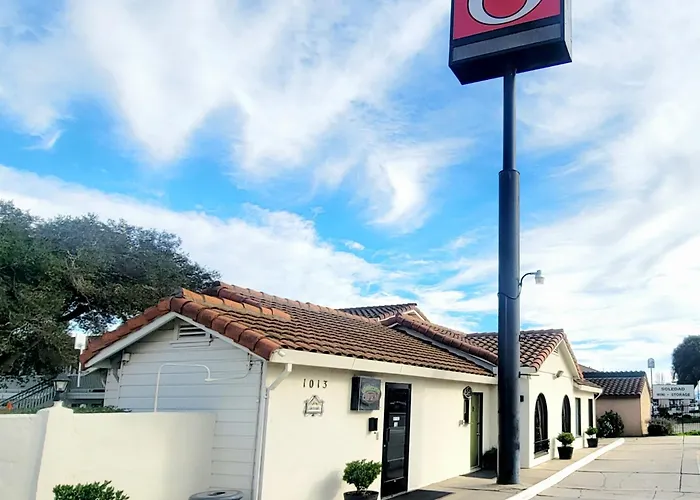 Soledad Motel 8