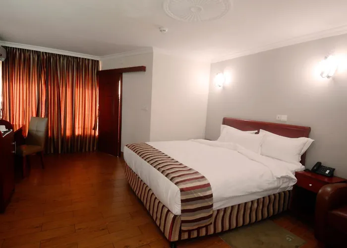 Hotel La Falaise Yaoundé