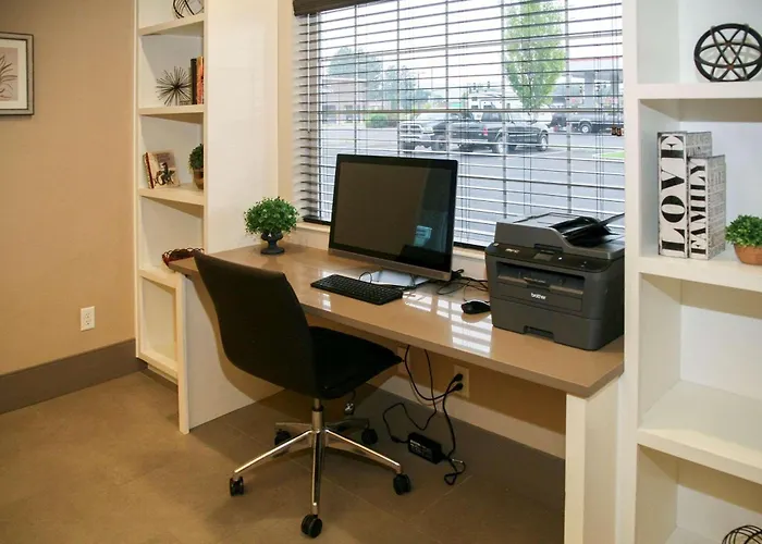 Country Inn & Suites By Radisson, Prineville, Or
