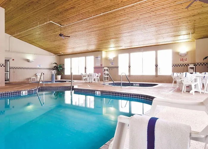 Country Inn & Suites By Radisson Albertville Near Outlet Mall