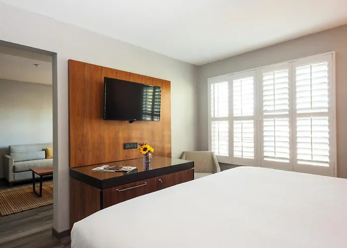 Hotel Indigo Napa Valley By Ihg