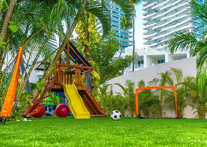 Krystal Grand Puerto Vallarta (Adults Only)
