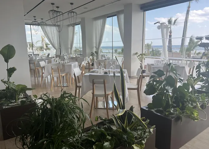 Lebay Beach Hotel