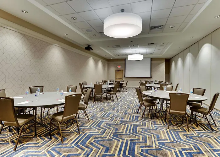 Drury Inn & Suites Lafayette In