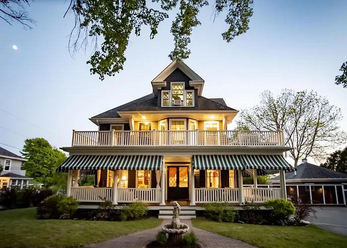 Lindenwood Inn