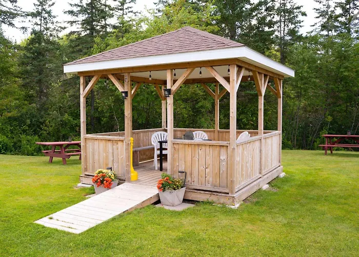 Super 8 By Wyndham Amherst Ns