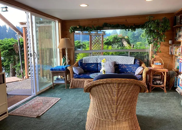 Cottage Lake Bed And Breakfast