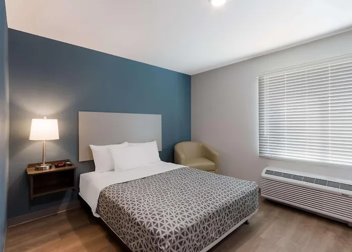 Woodspring Suites Chandler Airport