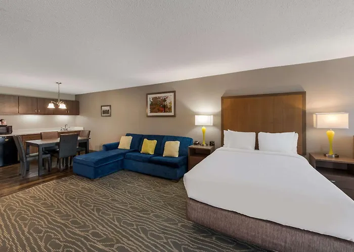 Comfort Inn & Suites Tipp City Dayton North I-75
