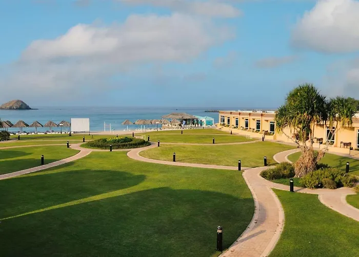 Royal Beach Hotel&Resort