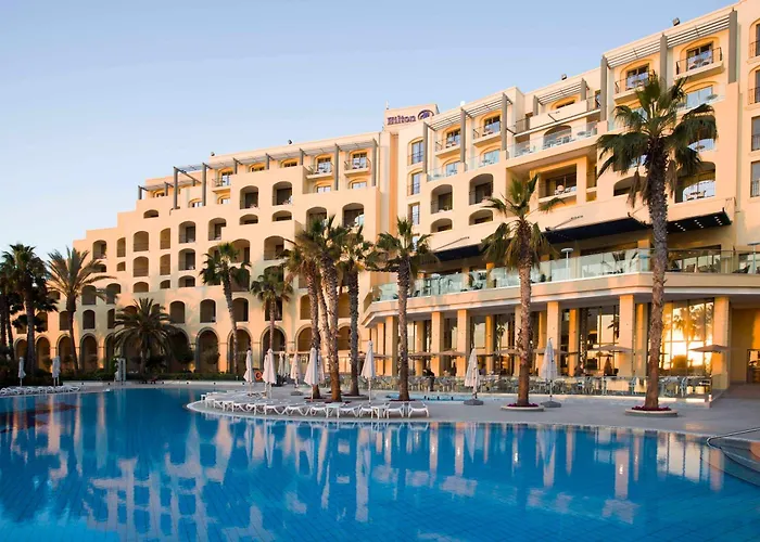 Hotel Hilton Malta à San Ġiljan