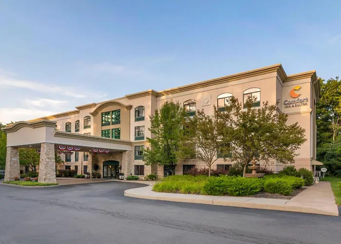 Comfort Inn & Suites Lake George