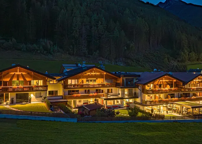 Martinshof Berg Herz Hotel Ahrntal