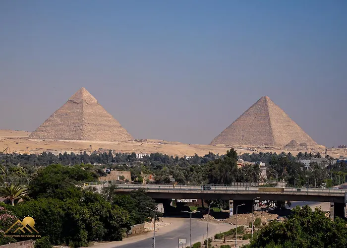 Pyramids Sunrise Inn