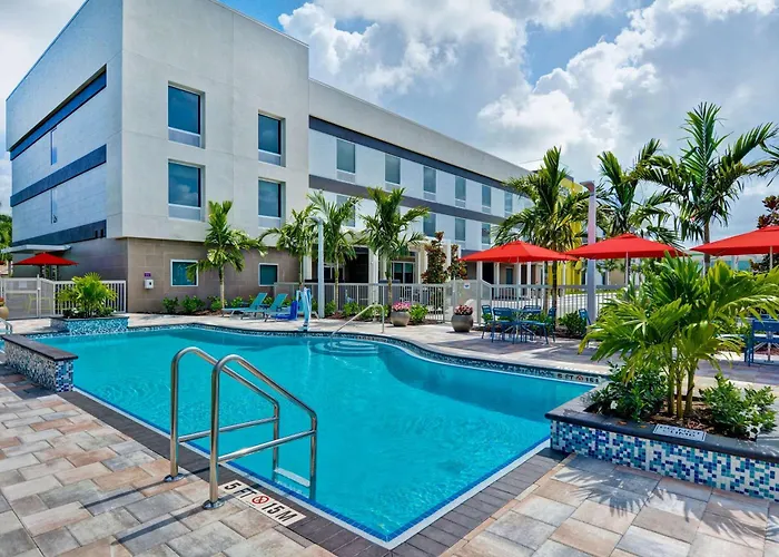 Home2 Suites By Hilton Naples I-75 Pine Ridge Road