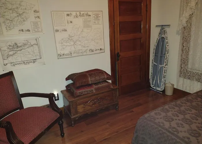 Quiet Full-Size Bed Close To Town 420 Friendly