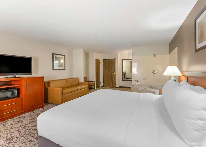 Quality Inn & Suites Fillmore I-15