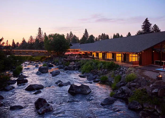 Riverhouse Lodge
