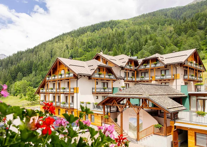 Hotel Domina Parco Dello Stelvio Cogolo