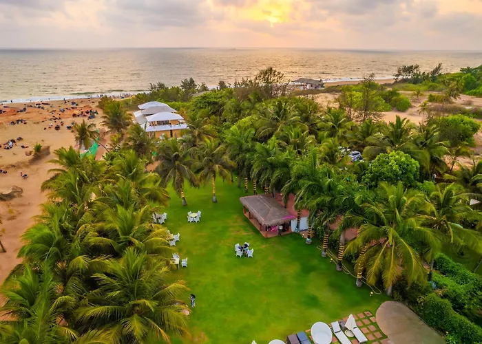 O Hotel Goa, Candolim Beach