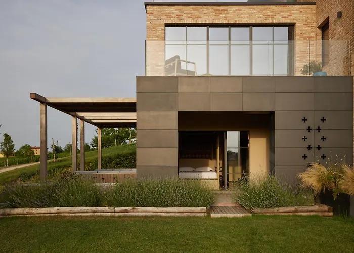 Le Marne Relais - Small Luxury s Of The World